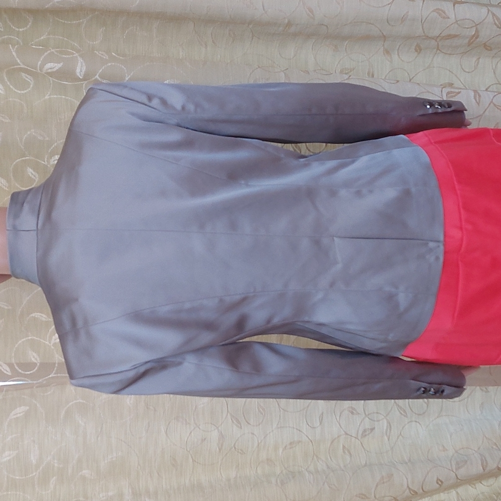 Cache Jacket, Size 6 - image 5